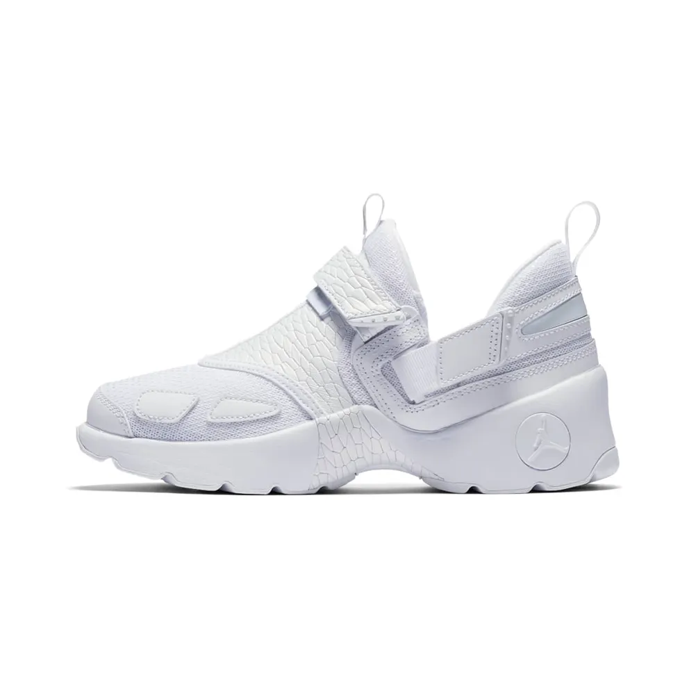Jordan Trunner LX Heiress Frost White (GS)