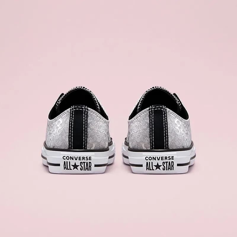 converse-chuck-taylor-all-star 572042C