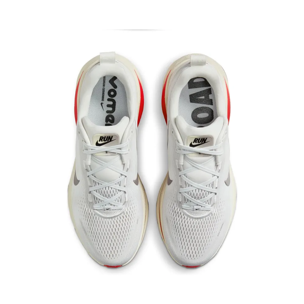 Nike Vomero 18 “Platinum Tint Siren Red Light Smoke Grey Metallic Pewter” (HM6803-001)