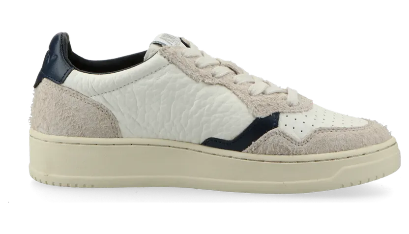 Autry Medalist Low W (hair / ele white / sand) – AULWHE02 (3)