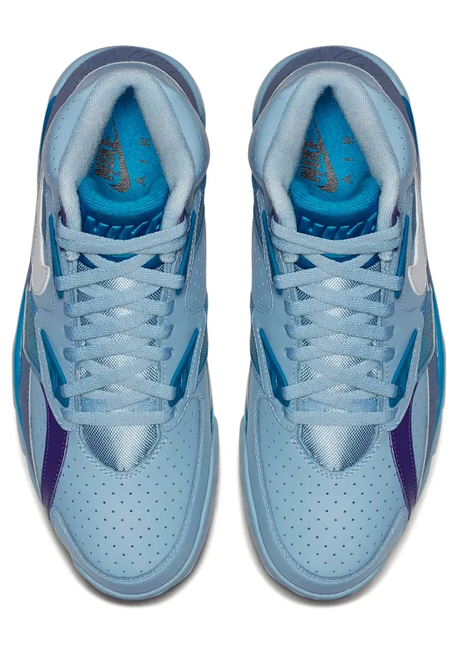 nike-air-trainer 302346-402
