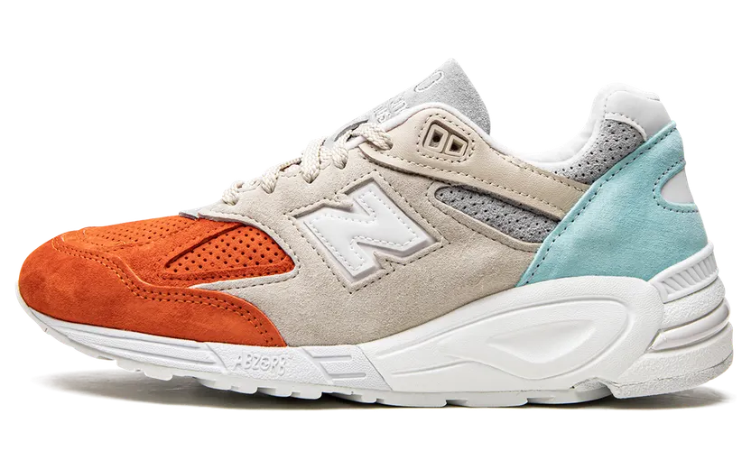 New Balance x Kith 990v2 Cyclades (M990KC2)