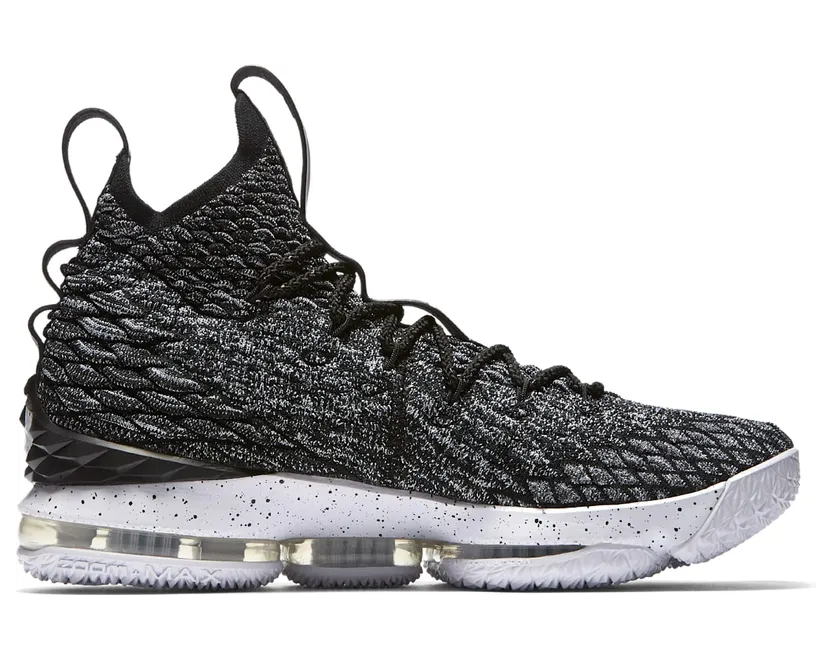 nike-lebron-15 897648-002