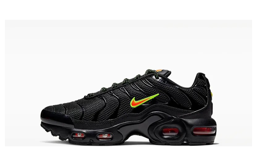 Nike Air Max Plus “Black / Hyper Crimson / Volt” (CU1718-001)