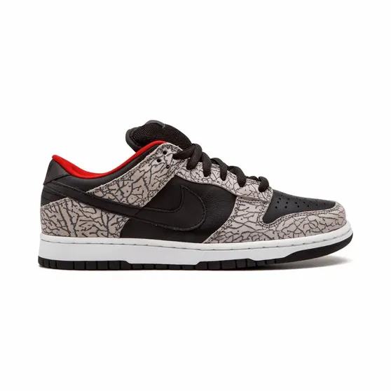 Nike x Supreme SB Dunk Low Pro “Black” (307385)