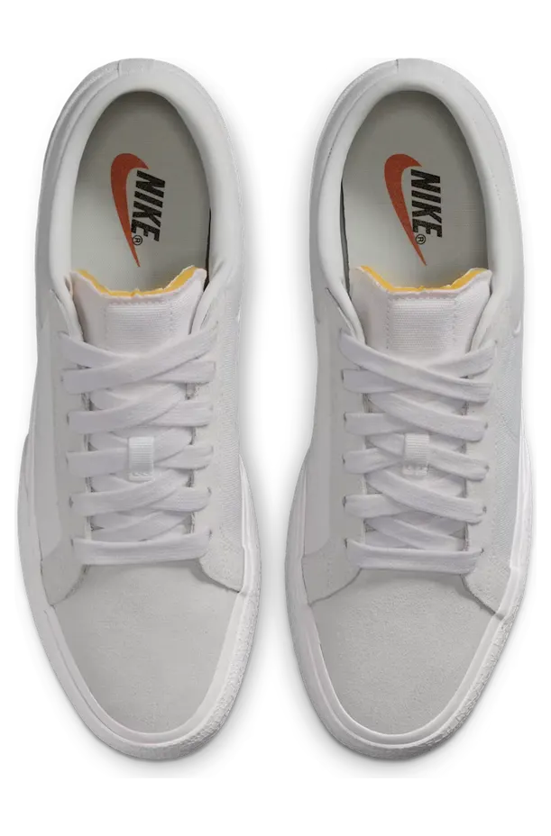 nike-blazy IM2523-100