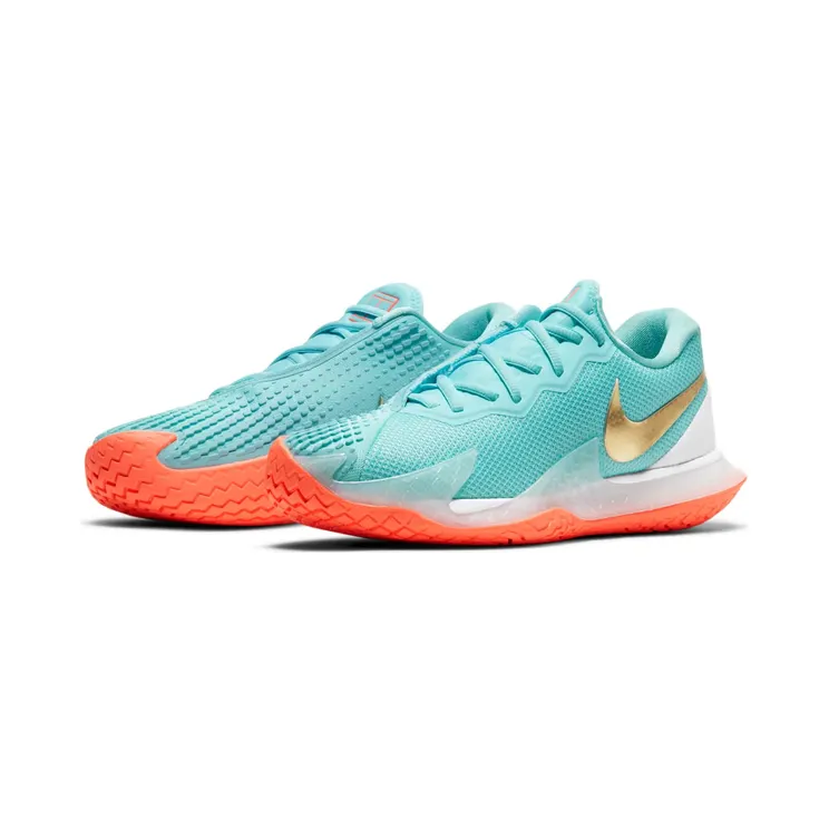 nikecourt CD0431-400
