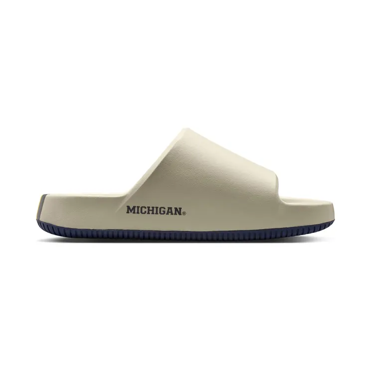 nike-calm IM3252-100