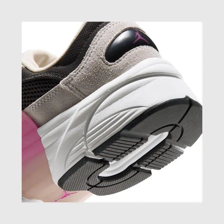 air-jordan-trunner IX3524-101