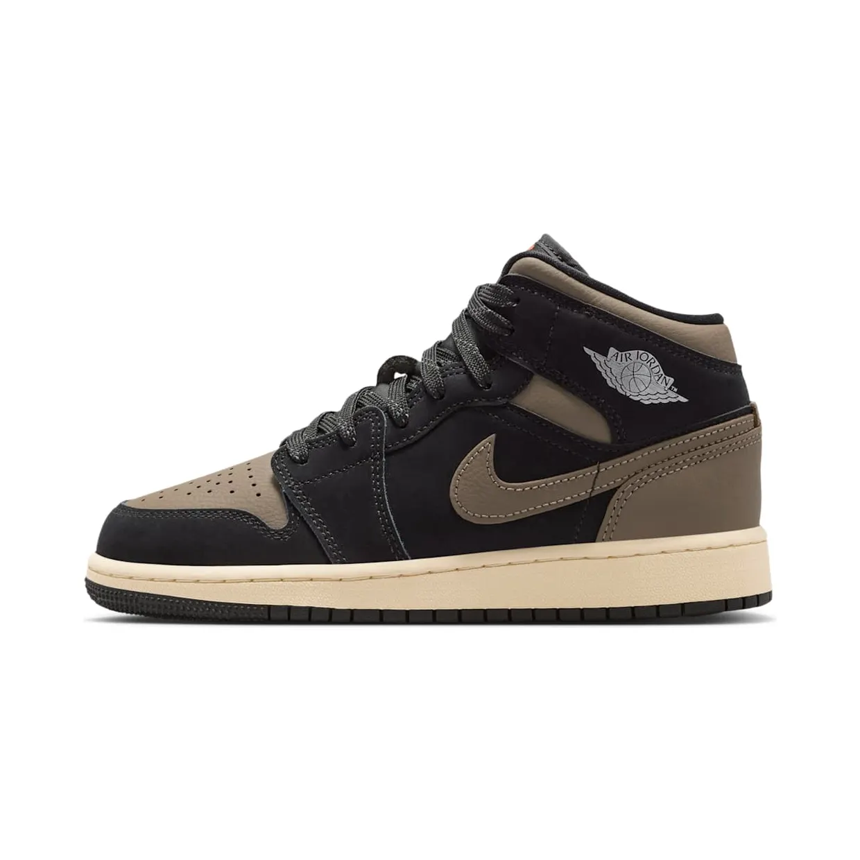 air-jordan-1 IB7053-002