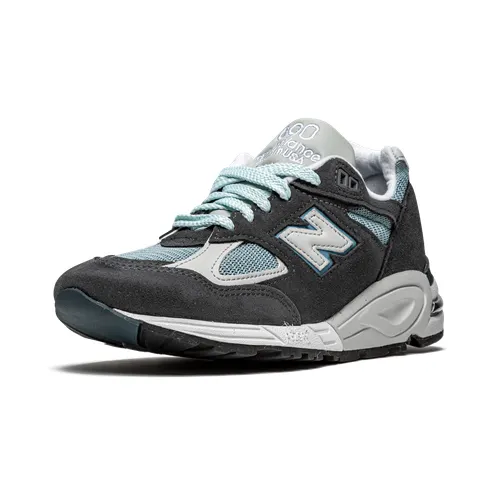 asics-sneaker M990KT2