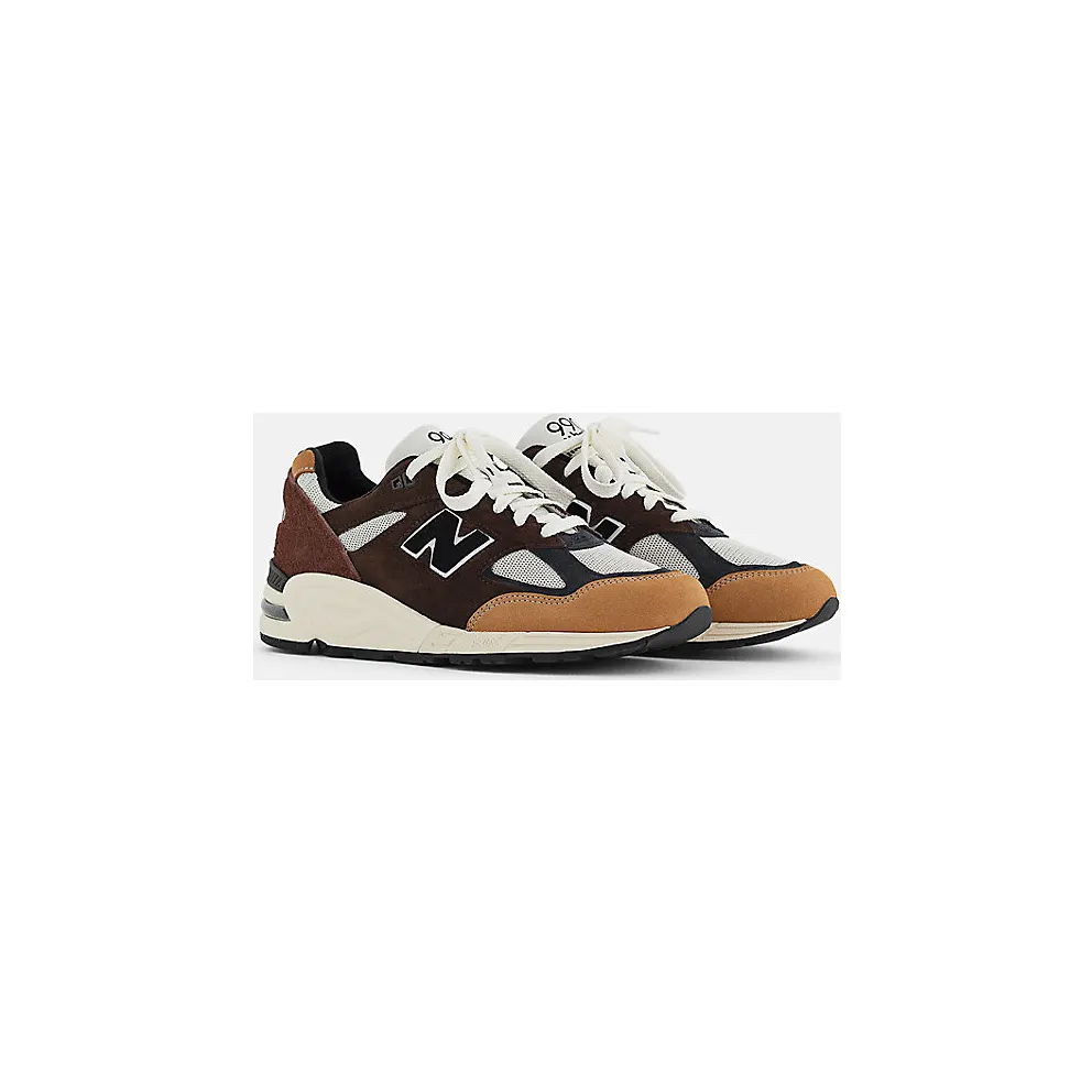 New Balance 990v2 MiUSA Season 2 Brown (M990BB2)