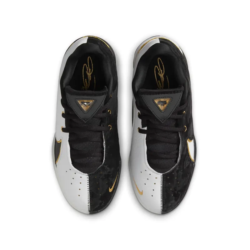 Nike LeBron 22 Mogul (HV8616-100)