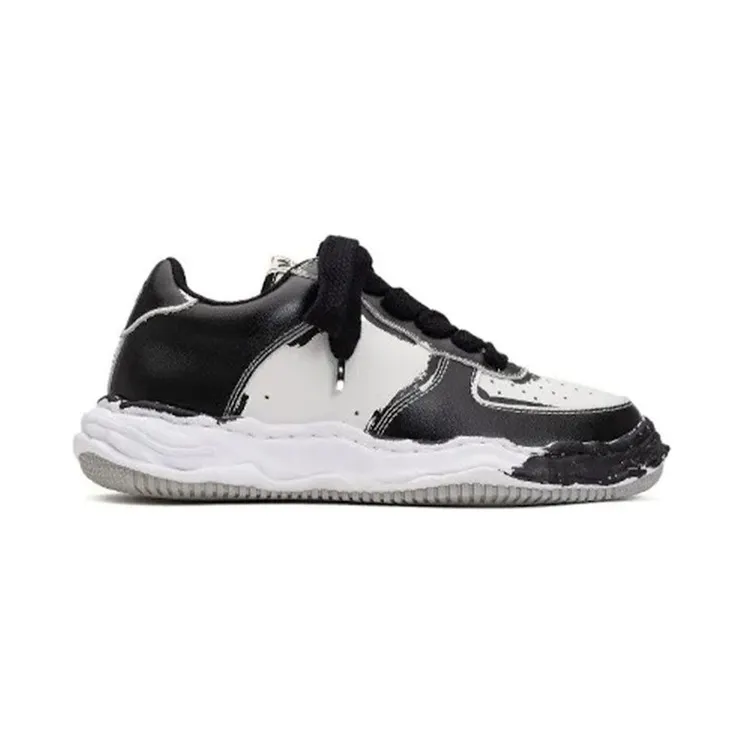 Maison Mihara Yasuhiro Wayne OG Sole Printed Leather Low Black White (A11FW725)
