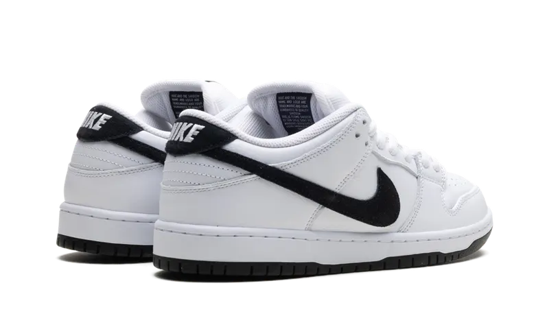 Nike SB Dunk Low “White Black” (HF3704-100)