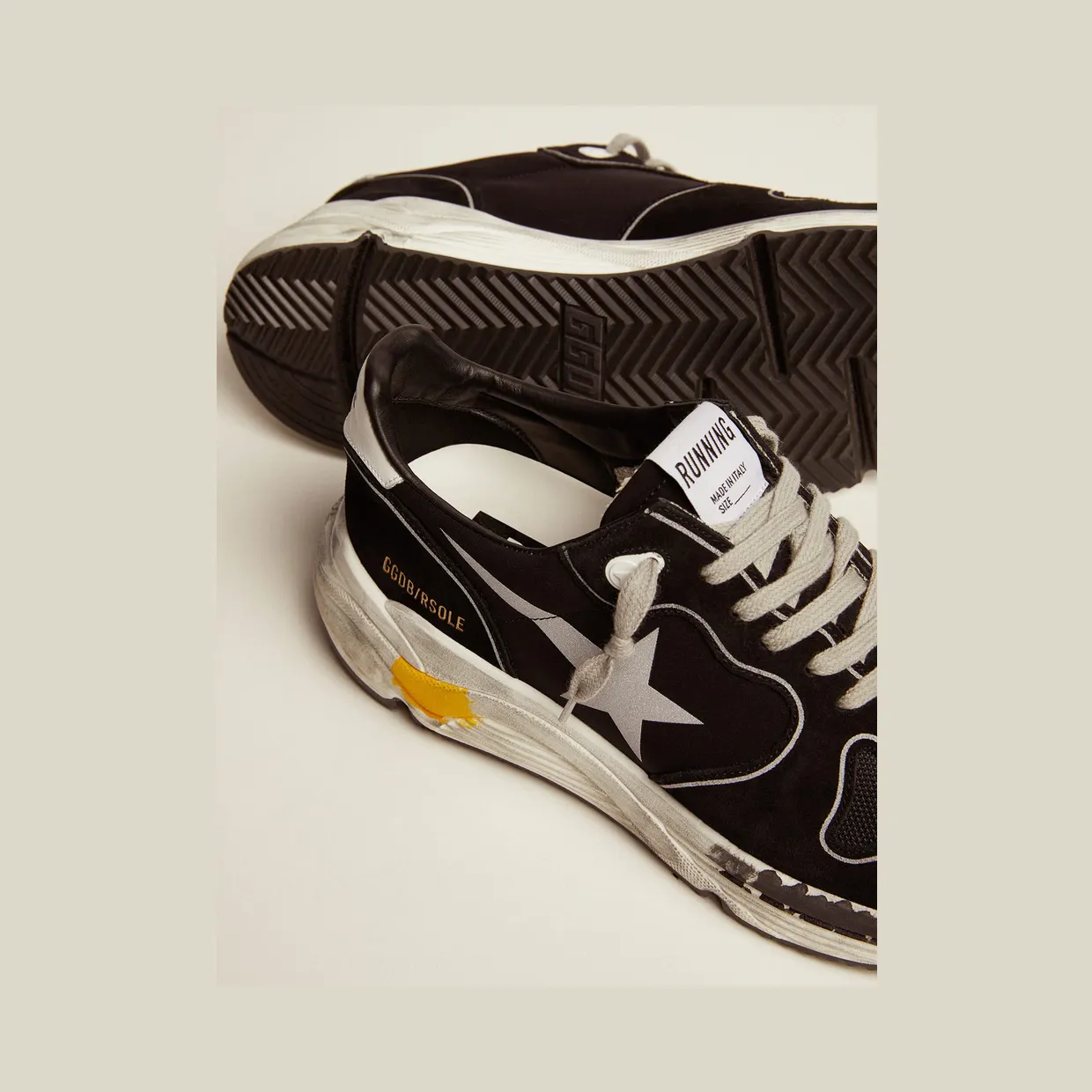 Golden Goose Black Running Sole Low-Top Sneakers (GMF00126.F000326.90178) (4)