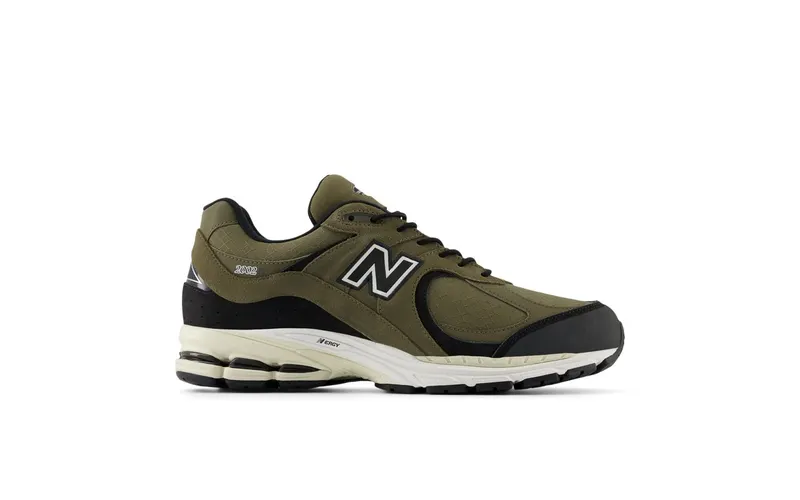 New Balance 2002R Gore-Tex Olive (M2002RXU)