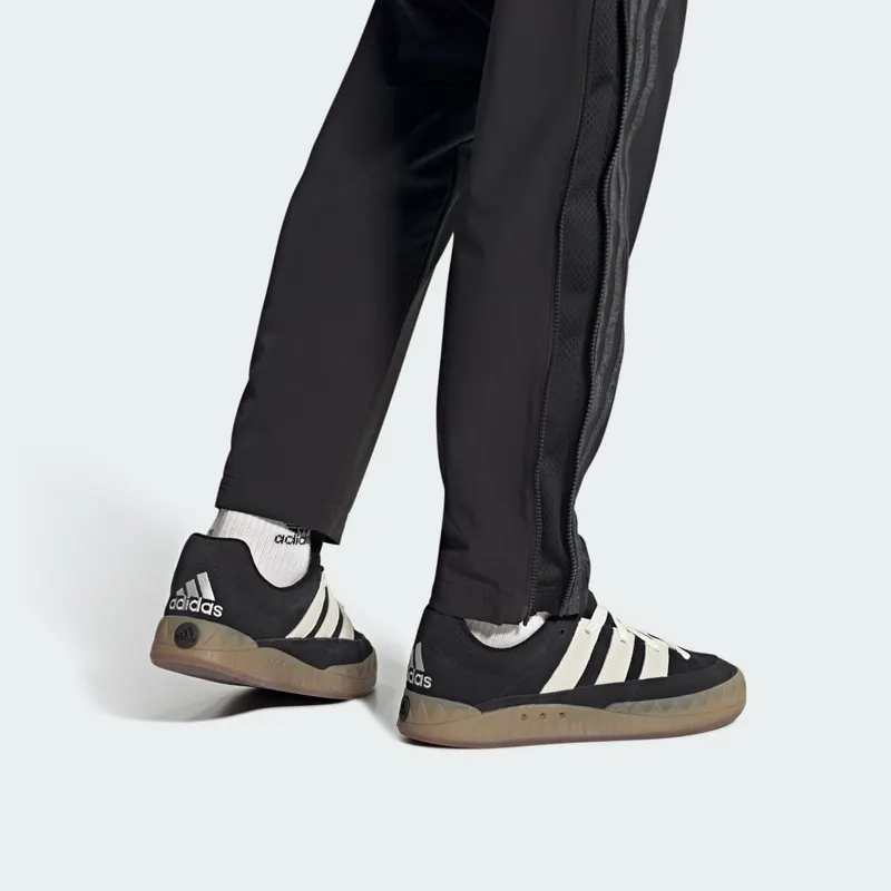 Adidas Adimatic Core Black / Off White / Gum (IE2224)
