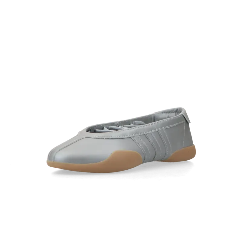 adidas Taekwondo Mei Ballet (silver / gum) – JR7032