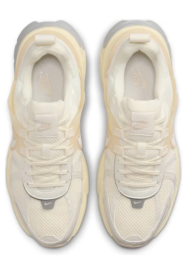nike-v2k-run HQ1512-110