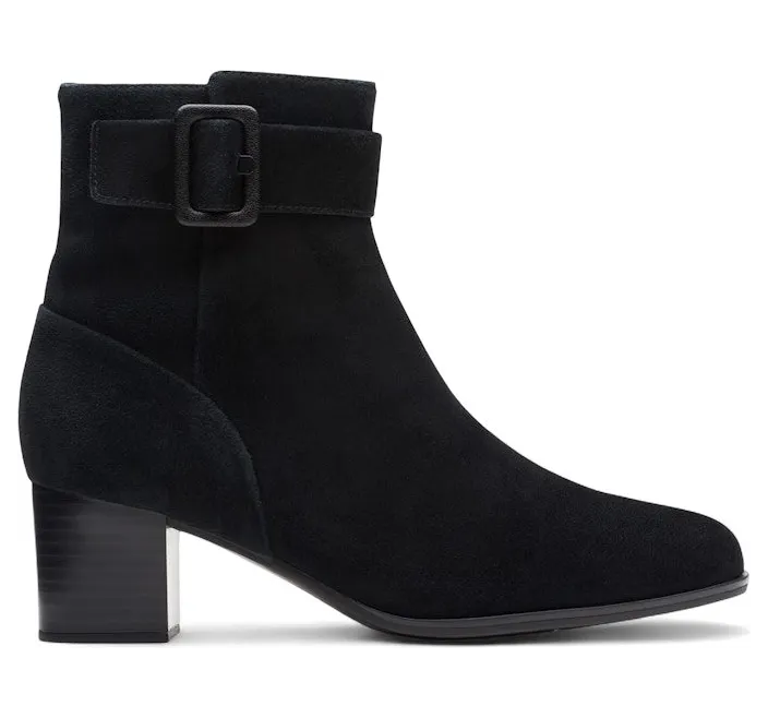 Clarks Loken Zip Waterproof Black Suede (26174965)