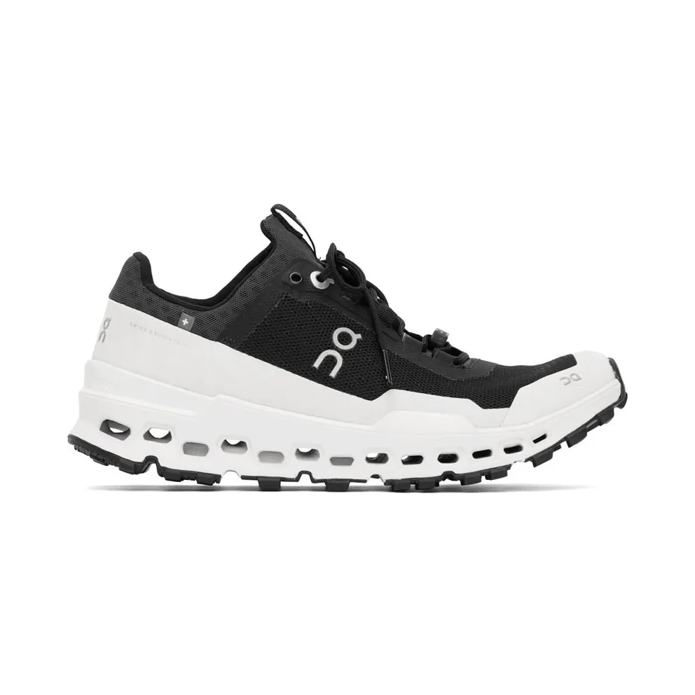 On Running Cloudultra Black / White (4499538)