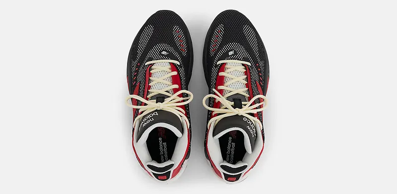 New Balance P400 ‘Black Team Red’ (UFFBB8JD)
