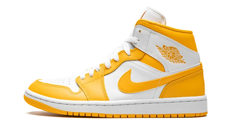 Jordan 1 MID “White / University Gold” (BQ6472-117)