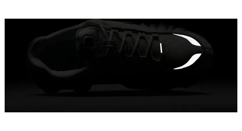 nike-shox IB7705-001