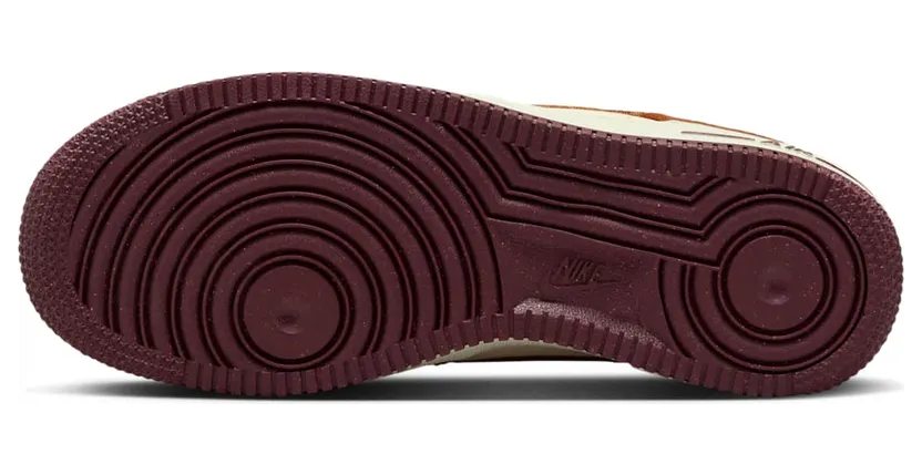 nike-air-force FN4731-200