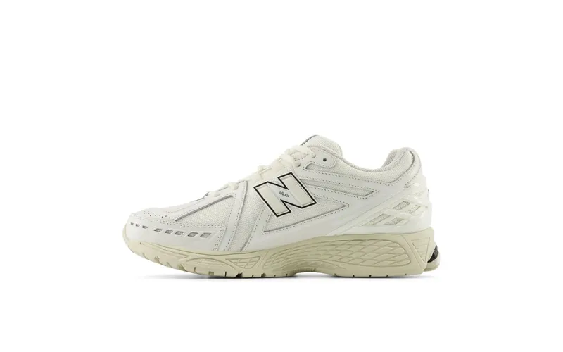 New Balance 1906R White Black (M1906RWW)