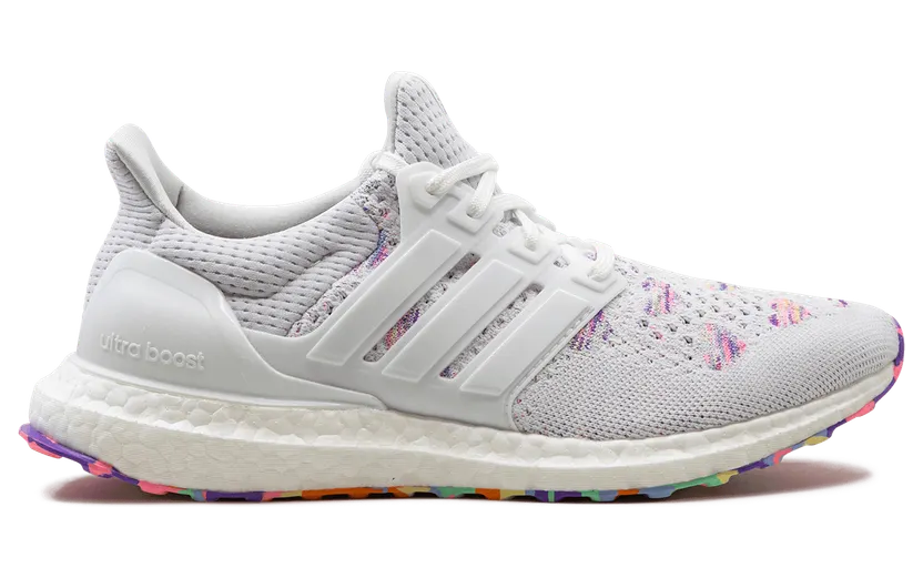 adidas-ultraboost HQ3857