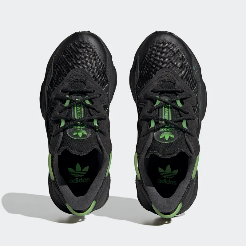 Adidas OZWEEGO Core Black / Core Black / Solar Green (HQ1637)