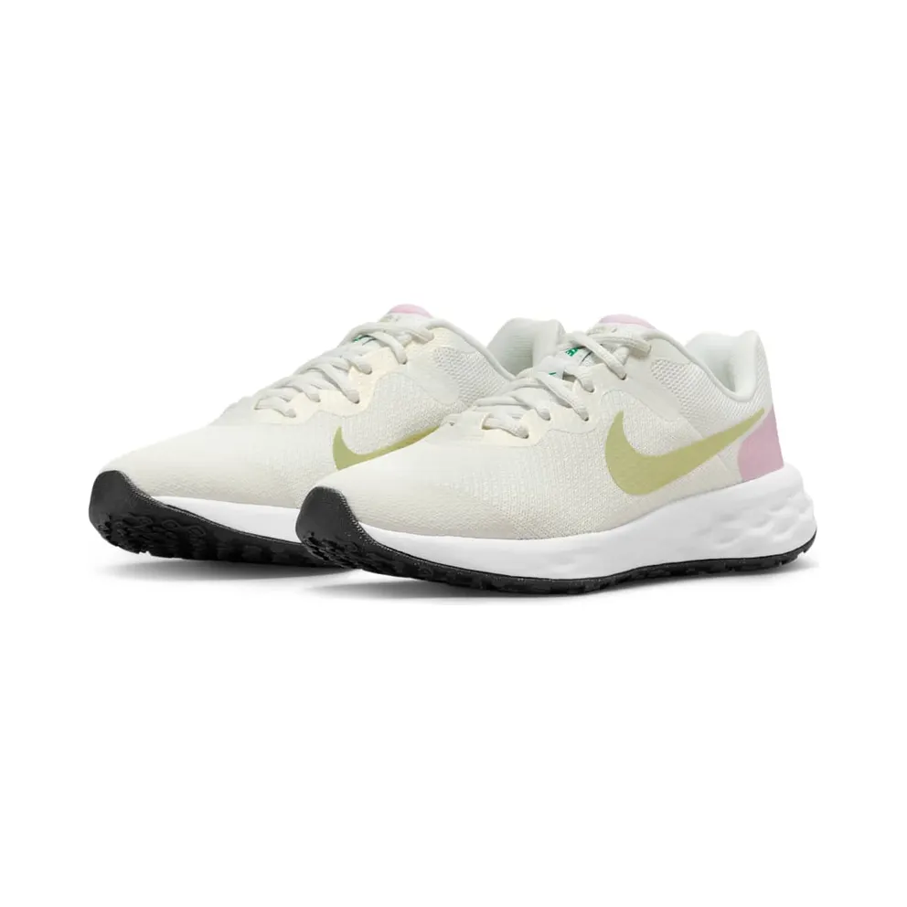 Nike Revolution 6 NN Older Kids’ Road Running White (DR9980-115)