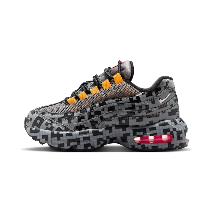 Nike Air Max 95 LEGO Pixel Camo “Smoke Grey / Black / University Gold / Metallic Silver” (IO4800-001)