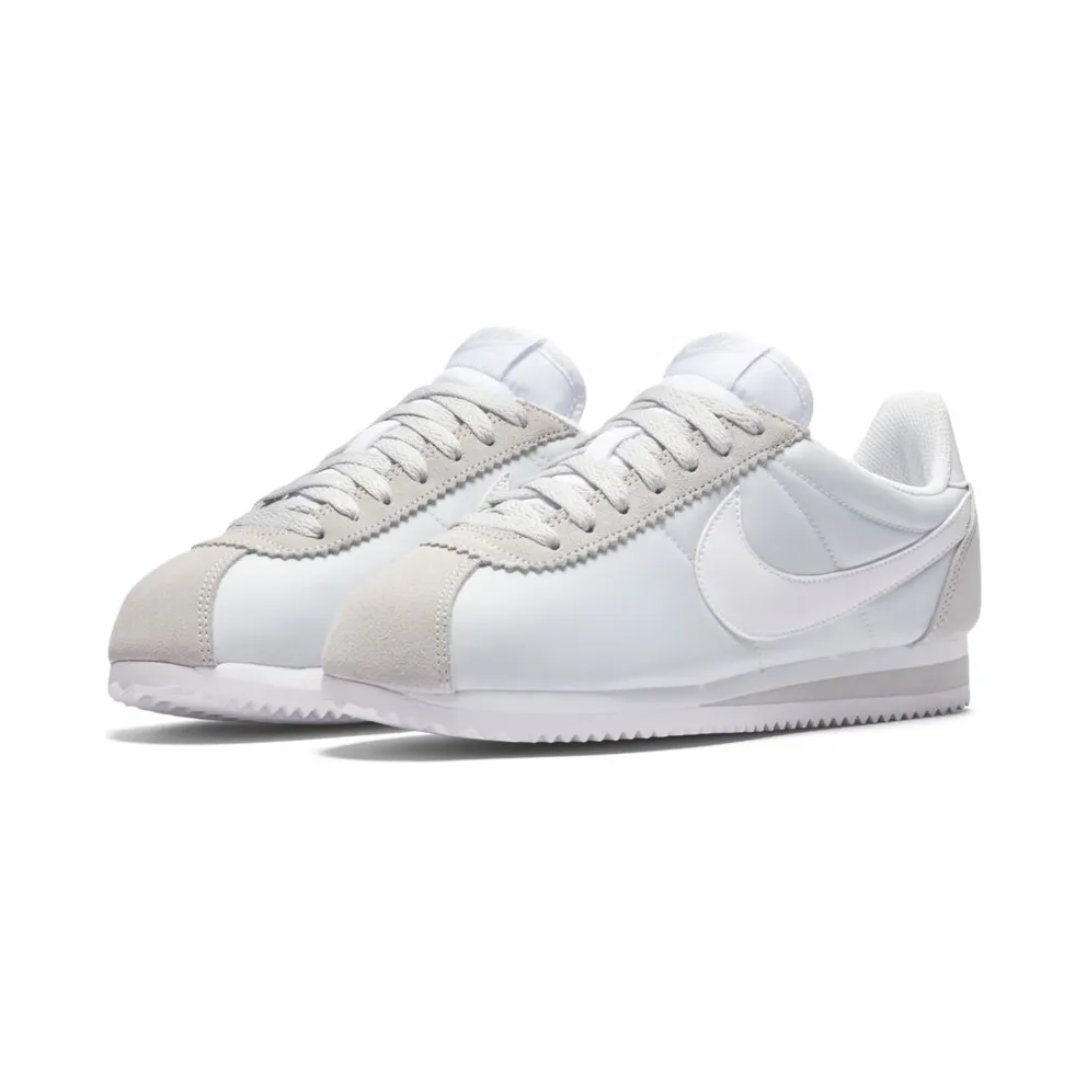 Nike Classic Cortez Nylon Pure Platinum (W) Pure Platinum/White (749864-010)