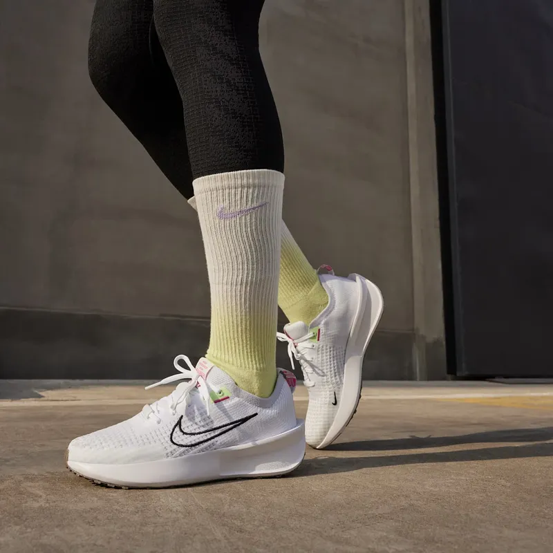 Nike Interact Run White Football Grey Vapor Green Black (FD2292-102)