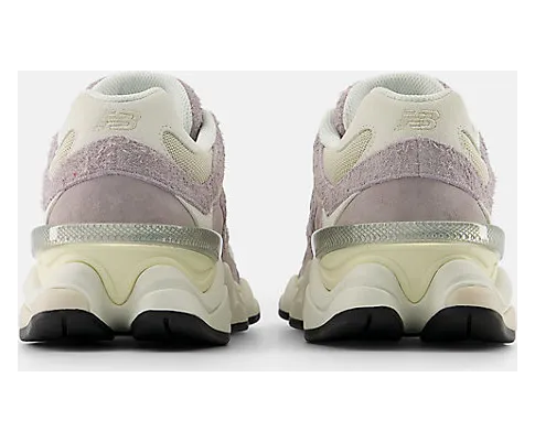 New Balance 9060 “Truffle Salt”: is het rumoer het waard? (6)