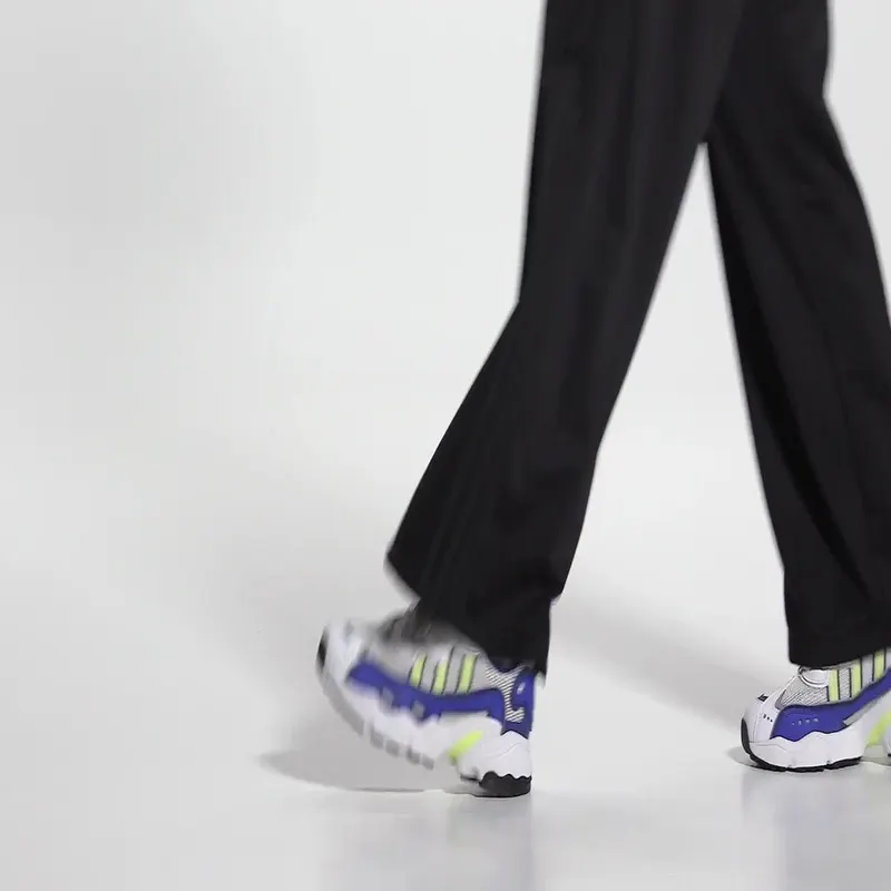 adidas-ozweego IE6998