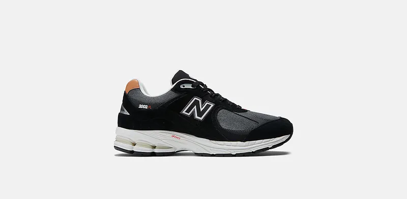 New Balance 2002R “Black Denim” (M2002REB)