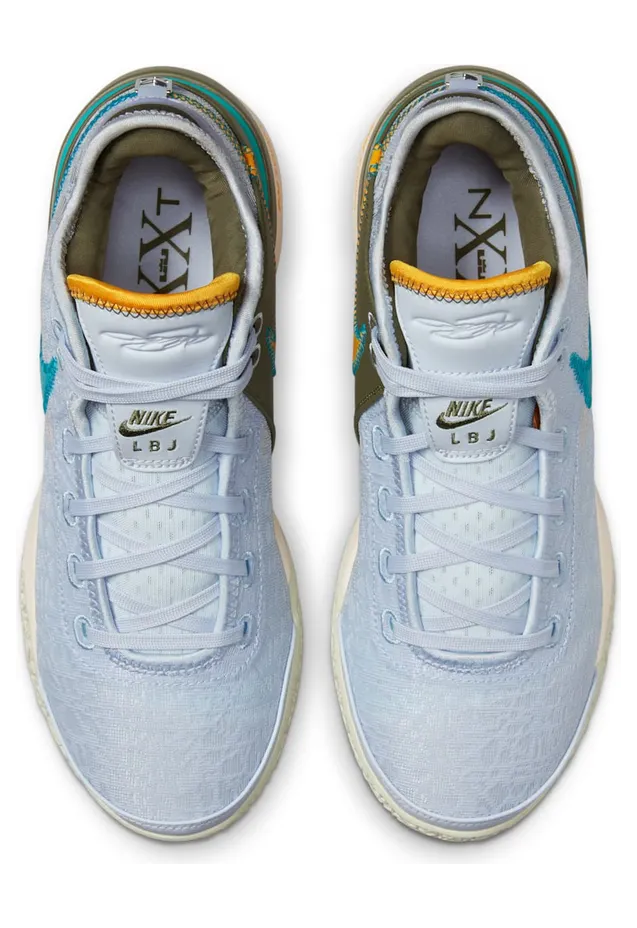 nike-zoom DR8784-400