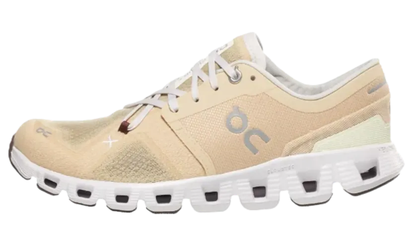 On Running Cloud X3 AD “Savanah/Frost” (60.97789)