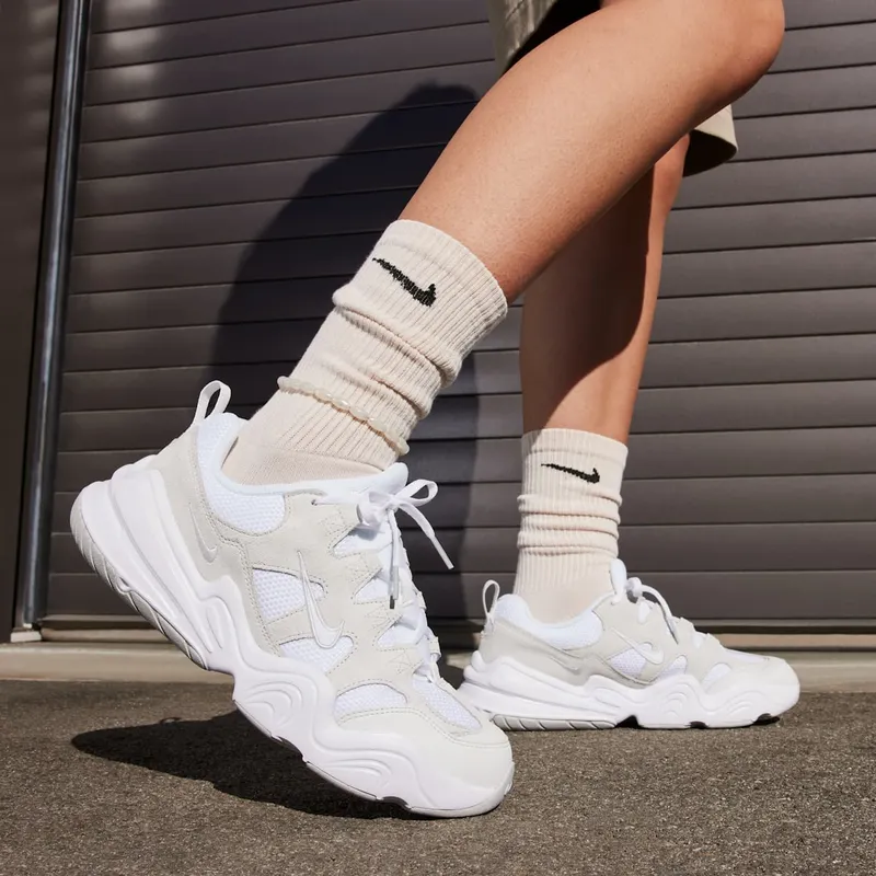 Nike TECH HERA “White Photon Dust” (DR9761-100)