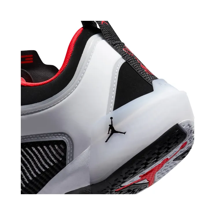 air-jordan-37 DQ4122-100