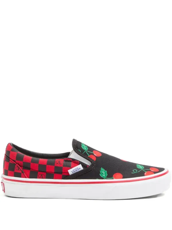 Valentino Garavani x Vans Slip-On-Sneakers mit Cherryfic-Print – Black (WS0NY9ECE)