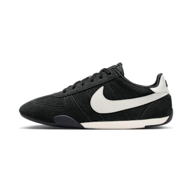 Nike Sprint Sister “Black / Sail” (IO8030-001)