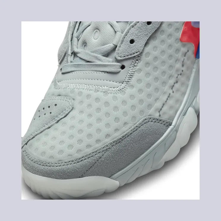 air-jordan-delta DJ9843-004