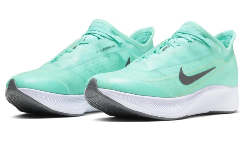 nike-zoom AT8241-304