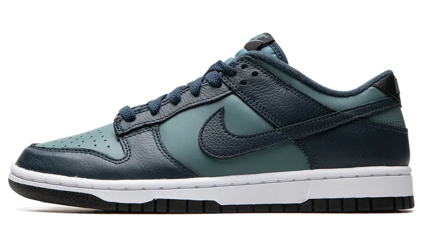 Nike Dunk Low PRM “Armory Navy” (DR9705-300)