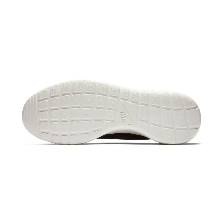 nike-roshe 511881-010